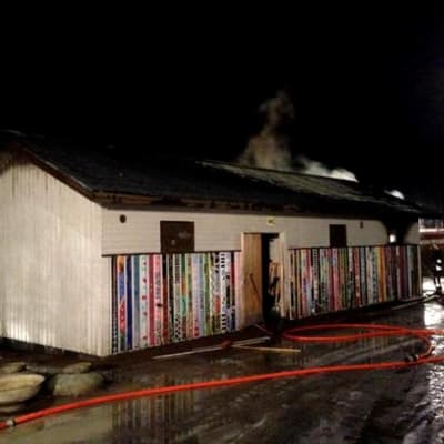 Sipoonjoen koulu i skola brinner