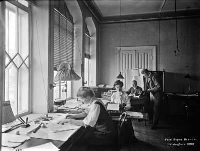 Gamla Järnvägsstationens kontor i Helsingfors år 1909.