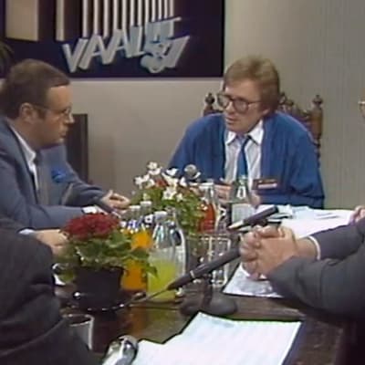Vaalitulosilta 1987: Jorma Meller, Ilkka Suominen, Hannu Lehtilä, Kalevi Sorsa, Esko Helle