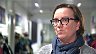 Anna Hirvonen är rektor vid Myllypuron koulu i Helsingfors