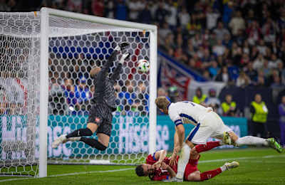 Serbia goalkeeper saves.