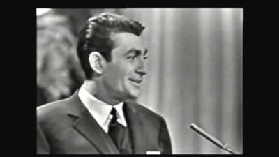 Jean-Claude Pascal sjunger i Eurovisionen år 1961.