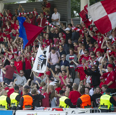 Fotbollsfinland är överens, HIFK har landets bästa supportrar.