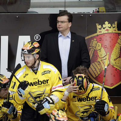 Pekka Tirkkonen ja SaiPan miehistö