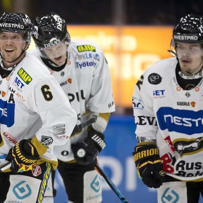Oulun Kärpät kuvassa