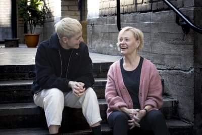Juni Klein och Laura Jäntti i Kabelfabriken, 2023.