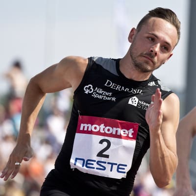 Jonathan Åstrand vann FM-brons på 200 meter.