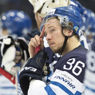 Jussi Jokinen i lejonuniform.