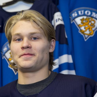 Kasper Björkqvist avslutar juniorlandslagskarriären med kvalmatcher mot Lettland.