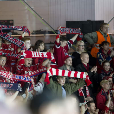 HIFK:s supportrar