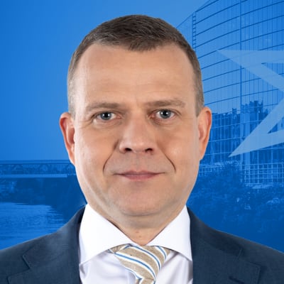Ylen eurovaalitentissä kokoomuksen puheenjohtaja Petteri Orpo