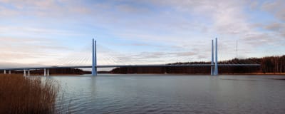 Den nya Rävsundsbron