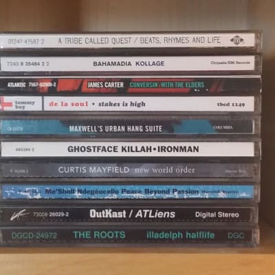 cd-skivor i en hylla