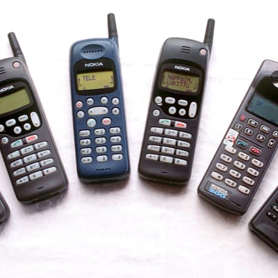 1990-luvun loppupuolella Nokian kännykät näyttivät tältä.