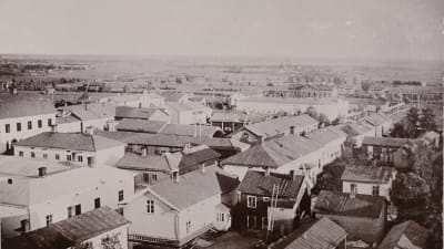 Vy över Karleby från ca 1900.