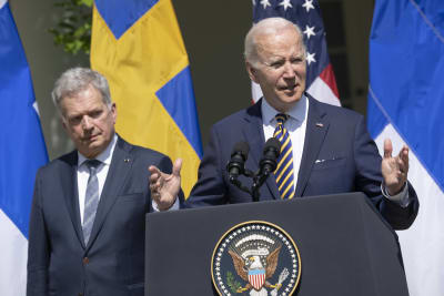 Yhdysvaltojen presidentti Joe Biden ja presidentti Sauli Niinistö.