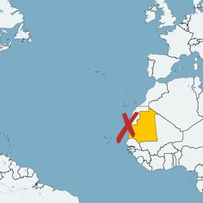 Karta där Mauretanien är gulmarkerat. Ett rött x markerar plats för olycka.