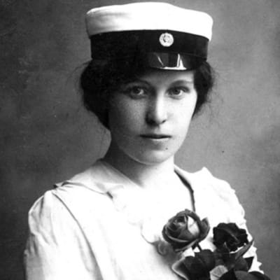 Anna Forsströms studentfotografi i början av 1900-talet.