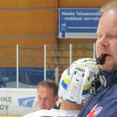 Pasi Räsänen haluaa johdattaa SaPKon pudotuspeleihin.