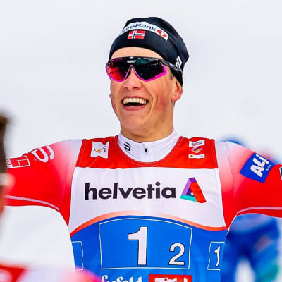 Johannes Hösflot Kläbo jublar i VM 2019.