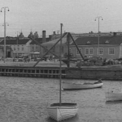 Oulun satama vuonna 1946.