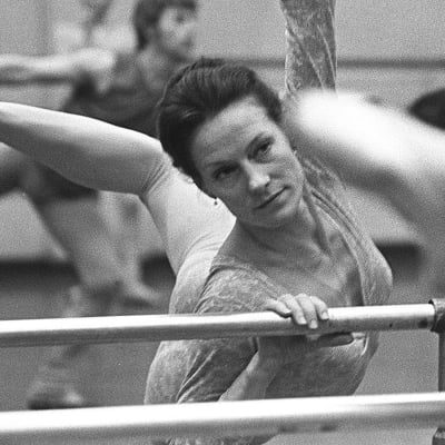 Doris Laine harjoittelee balettia 1973