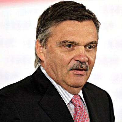 Rene Fasel, IIHF-ordförande.