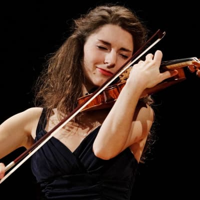 Anna Göckel Sibelius-viulukilpailussa 2015
