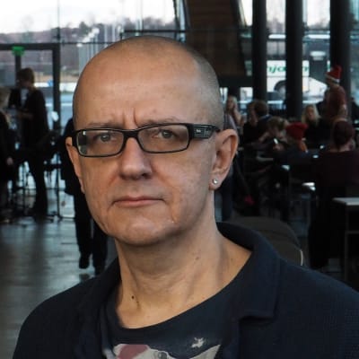 Säveltäjä Juhani Nuorvala.