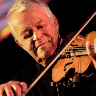 Svend Asmussen spelar violin