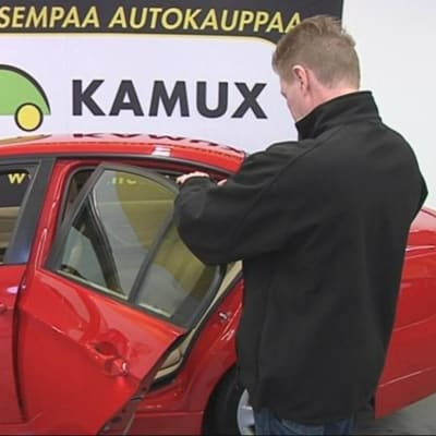 Kamux är en kedja som säljer begagnade bilar.