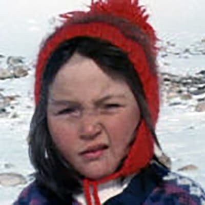 Eskimotyttö ohjelmassa Luonto on vielä meidän: Arktinen impressio. Arktinen essee (1986)