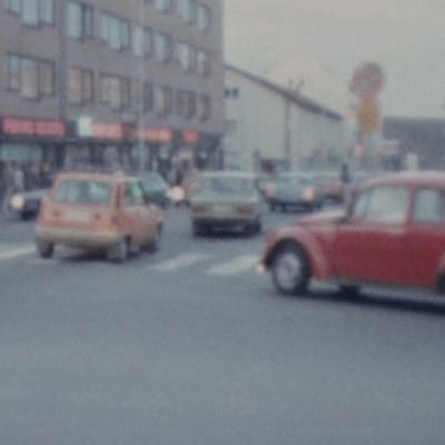 Autoja Rovanimen keskustassa vuonna 1979. 