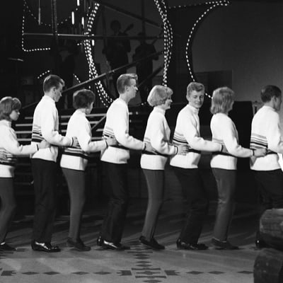 Letkajenkan tanssijoita ohjelmassa Letkajenkka vuonna 1965.