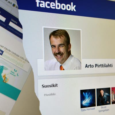 Kahden kansanedustaja Facebook-profiilit yhdistetty kollaasiksi