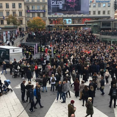 #Metoo-demonstreration mot sexuella trakasserier i Stokholm 