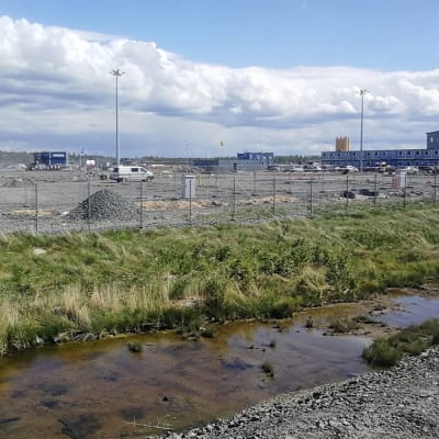 Fennovoiman ydinvoimalan rakennustyömaa Pyhäjoen Hanhikivenniemellä 13062018.