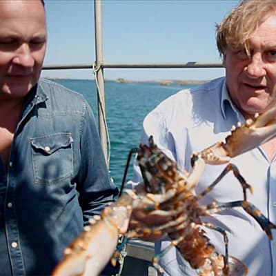 Näyttelijä Gérard Depardieu ja keittiömestari Laurent Audiotin lähtevät makumatkalle.