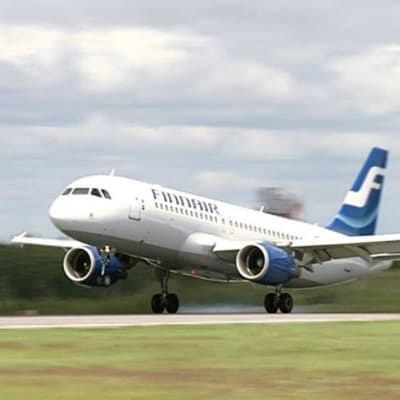 Finnairs Airbus A320-plan landar.
