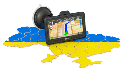 Ukrainas blågula flagga och en bilnavigator symboliserar IT-sektorns flytt från Belarus till Ukraina.