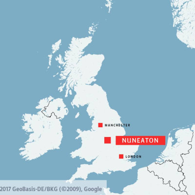 Karta som markerar Nuneaton, Manchester och London.