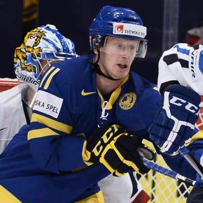 Simon Hjalmarsson i farten mot Lejonen.