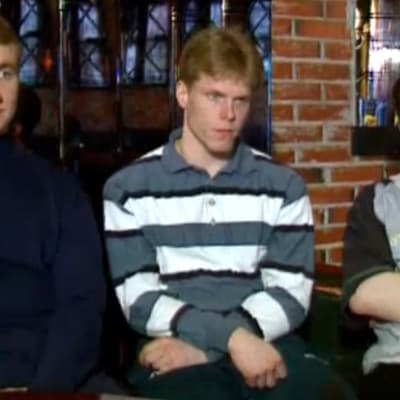 Saku Koivu, Jere Lehtinen ja Ville Peltonen haastattelussa.