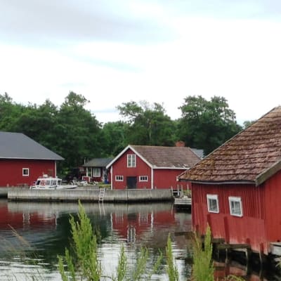 Lökholm byhamn i Åbolands skärgård sommaren 2015