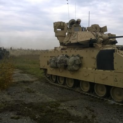 Nato har skickat ett amerikanskt pansarkompani till Estland.