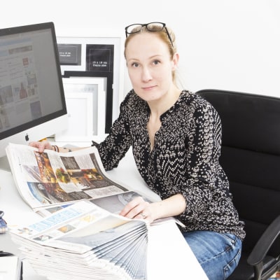 Kuukkelli-lehden päätoimittaja ja kustantaja Satu Renko.