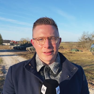 Svenska Ylen toimittaja Gotlannissa: Ruotsi osoittaa puolustustahtoa