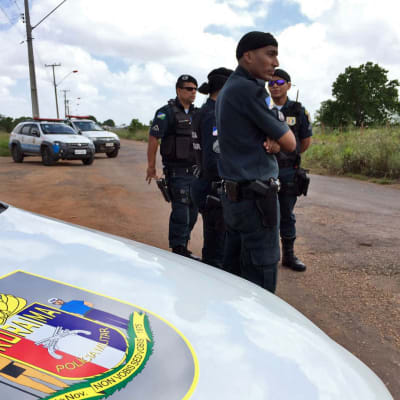 Polis övervakar brasilianskt fängelse efter upplopp bland fångarna