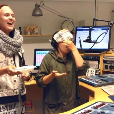 Konstiga matkombinationer i Sommarstiftelsen.