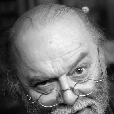 Paavo Pentikäinen.